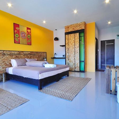 เดอะ เบดรูม - ในหาน บีช Hotel Nai Harn ภายนอก รูปภาพ