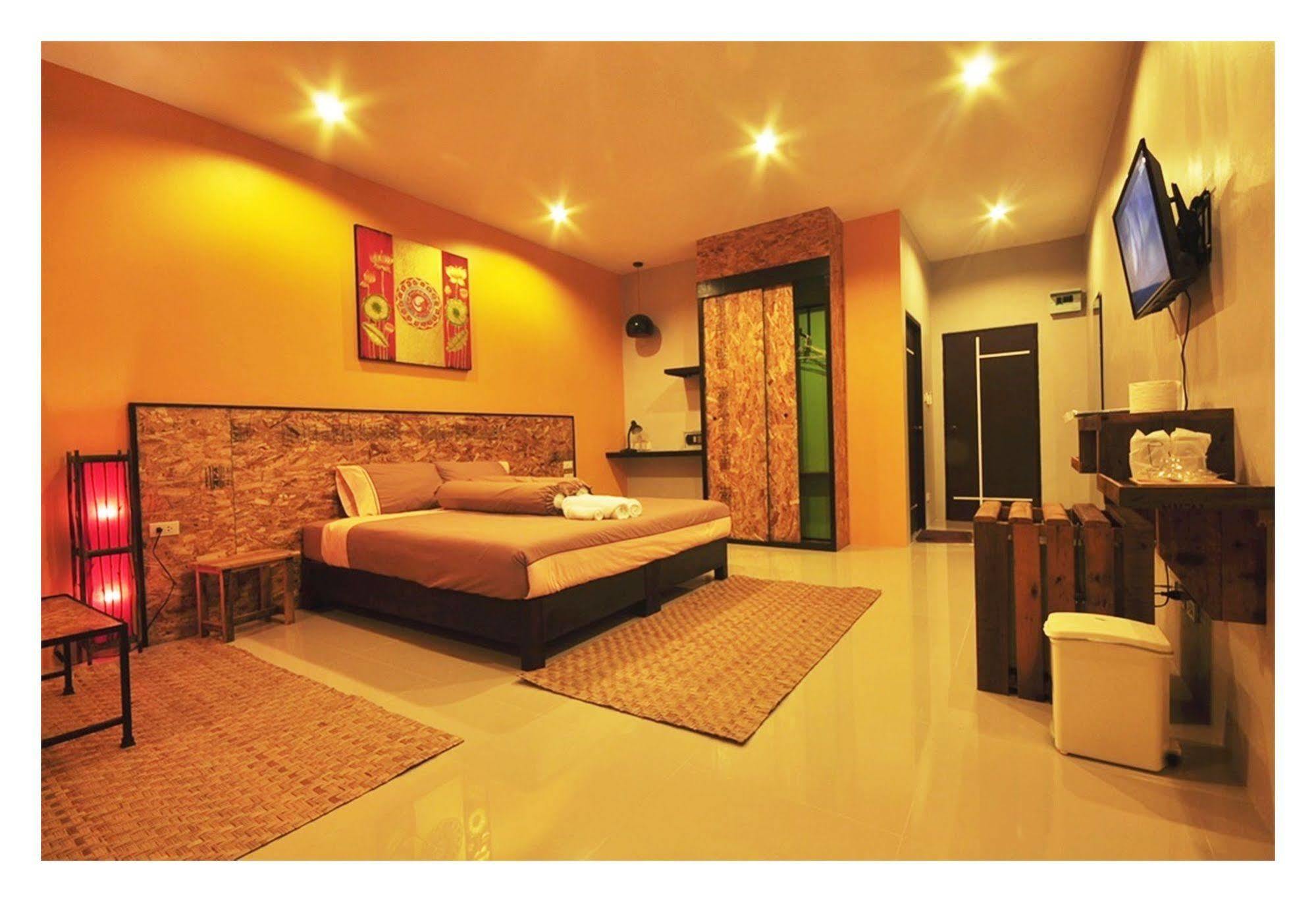 เดอะ เบดรูม - ในหาน บีช Hotel Nai Harn ภายนอก รูปภาพ